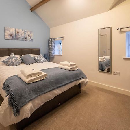 Caer Fedwen Barns Clwyd Cottage Two Bed, Barn Conversion With Private Hot Tub Bodfari Екстериор снимка